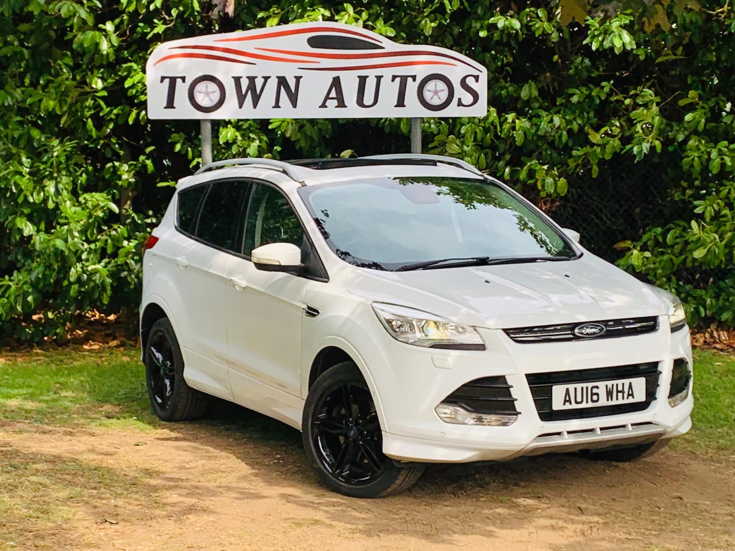 Used Ford Kuga 2016 for sale - 76994905: Photo 2