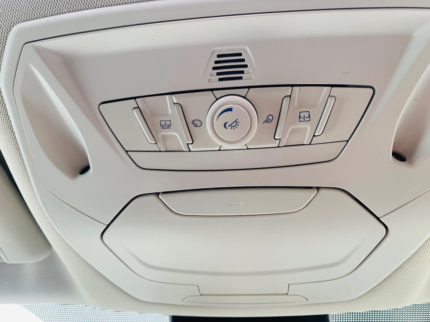 Used Ford Kuga 2016 for sale - 76994905: Photo 23