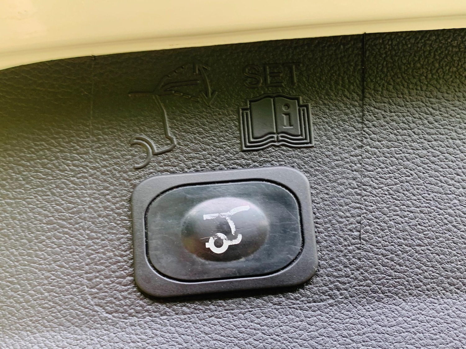 Used Ford Kuga 2016 for sale - 76994905: Photo 24