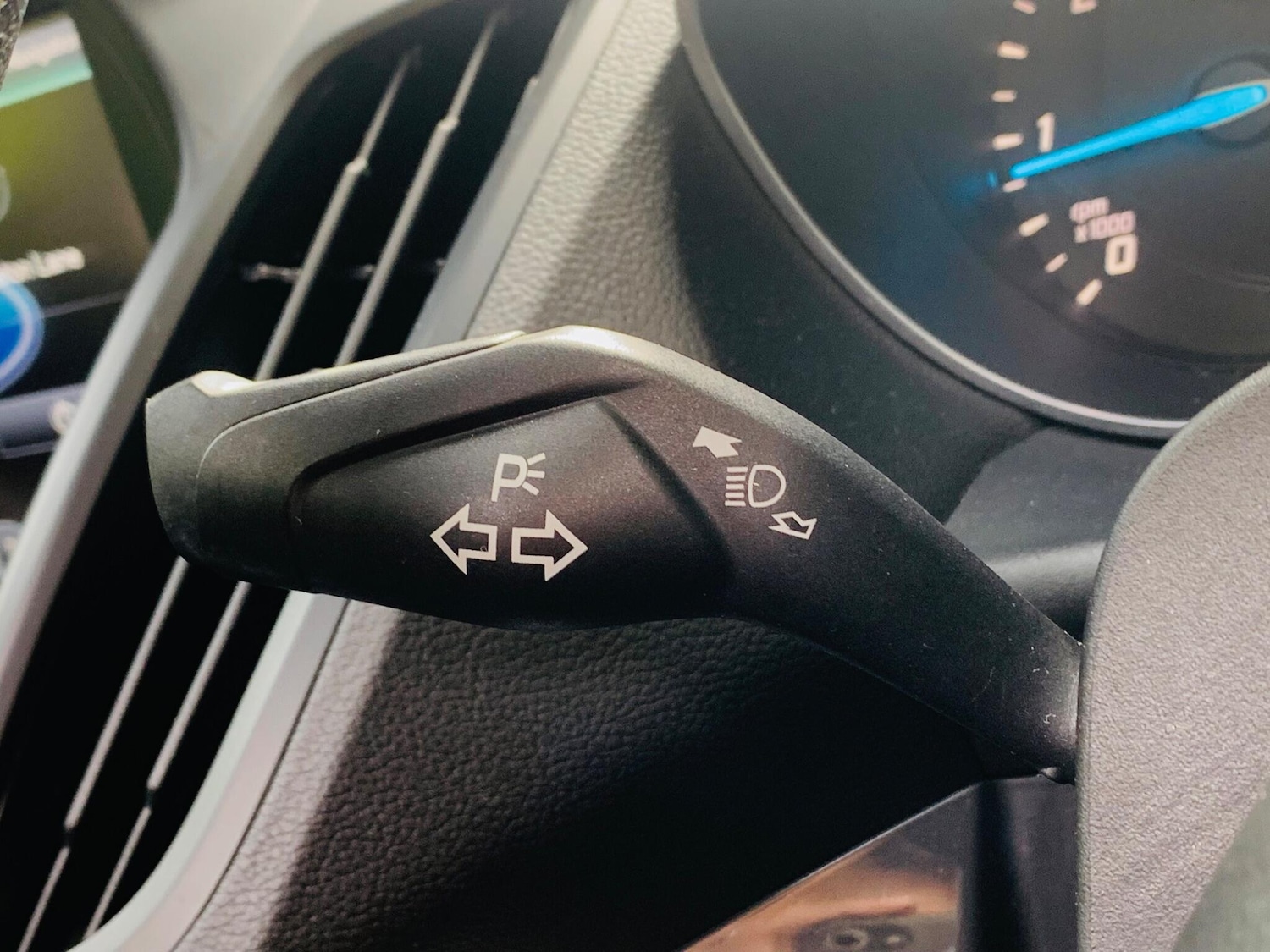 Used Ford Kuga 2016 for sale - 76994905: Photo 26