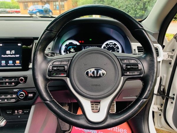Used Kia Niro 2017 for sale - 76060213: Photo 13