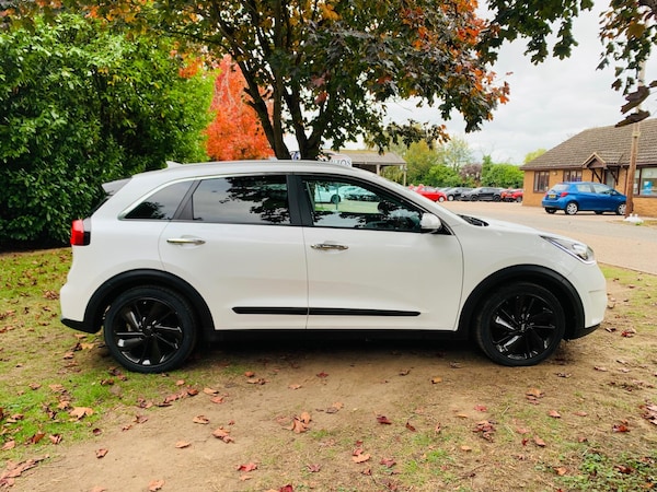 Used Kia Niro 2017 for sale - 76060213: Photo 33