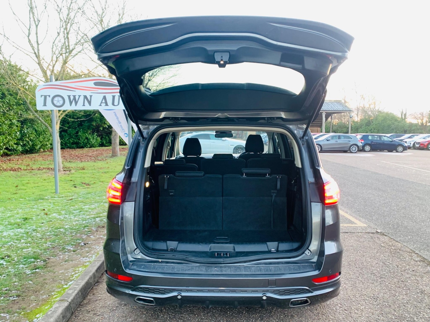 Used Ford S-Max 2017 for sale - 76994512: Photo 34