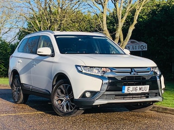 Used Mitsubishi Outlander 2016 for sale - 77119921: Photo