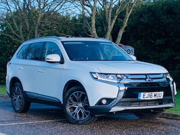 Used Mitsubishi Outlander 2016 for sale - 77119921: Photo