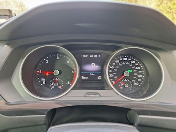 Used Volkswagen Tiguan 2018 for sale - 77671357: Photo