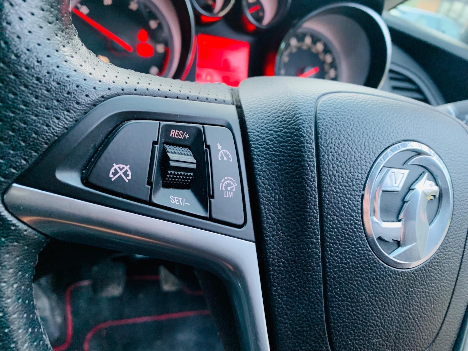 Used Vauxhall Astra GTC 2017 for sale - 76824055: Photo 23