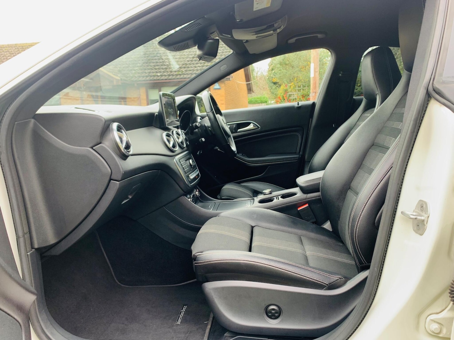 Used Mercedes-Benz CLA 2017 for sale - 76744824: Photo 49