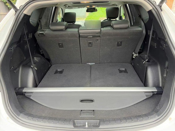 Used Hyundai Santa Fe 2017 for sale - 76295790: Photo 9