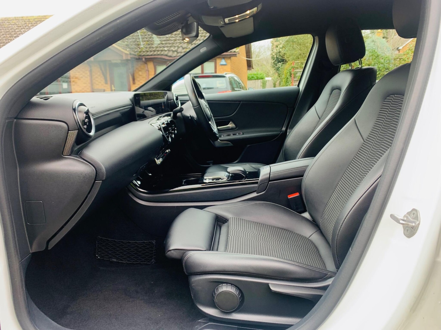 Used Mercedes-Benz A-Class 2018 for sale - 77439940: Photo 39