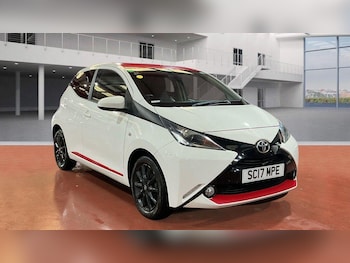 Used Toyota AYGO 2017 for sale - 77292004: Photo