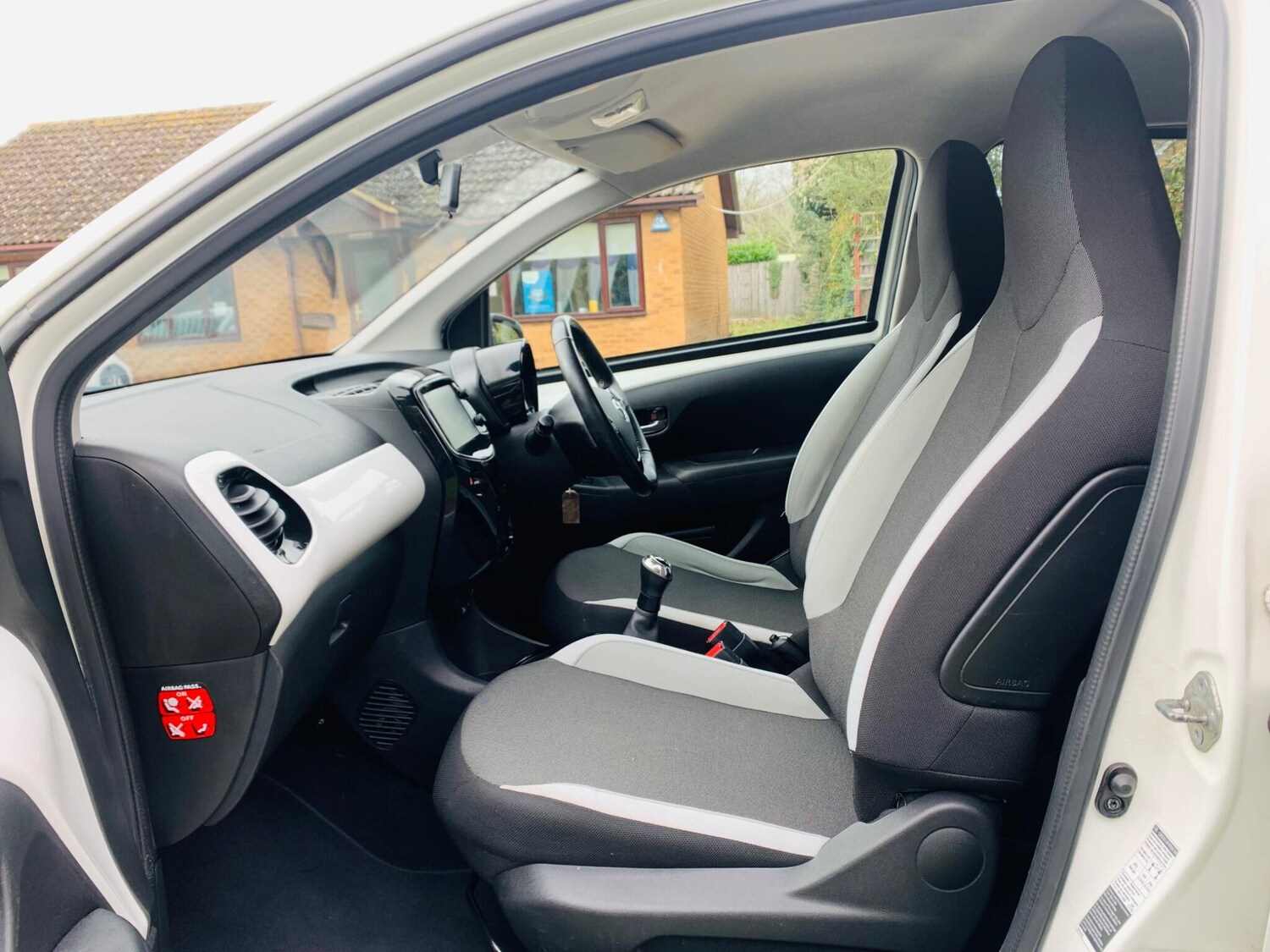 Used Toyota AYGO 2017 for sale - 77292004: Photo 26