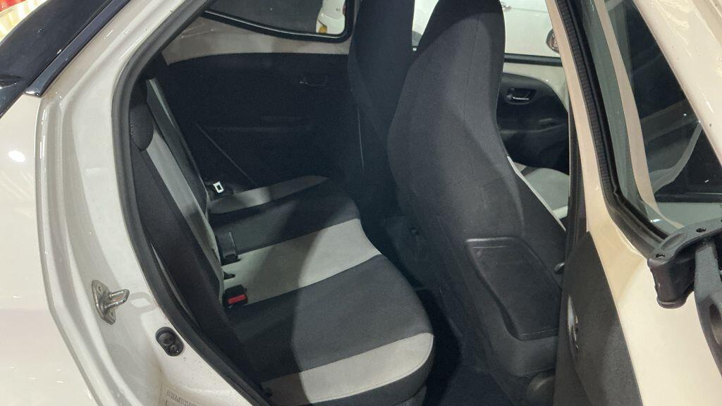 Used Toyota AYGO 2017 for sale - 77292004: Photo 8