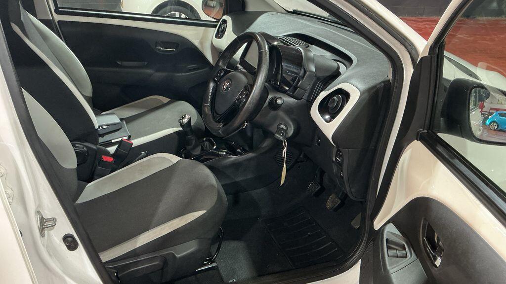 Used Toyota AYGO 2017 for sale - 77292004: Photo 9