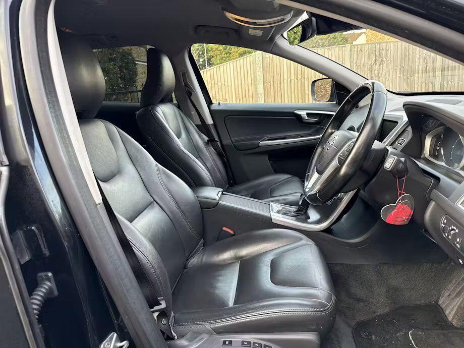 Used Volvo XC60 2015 for sale - 77387726: Photo 7