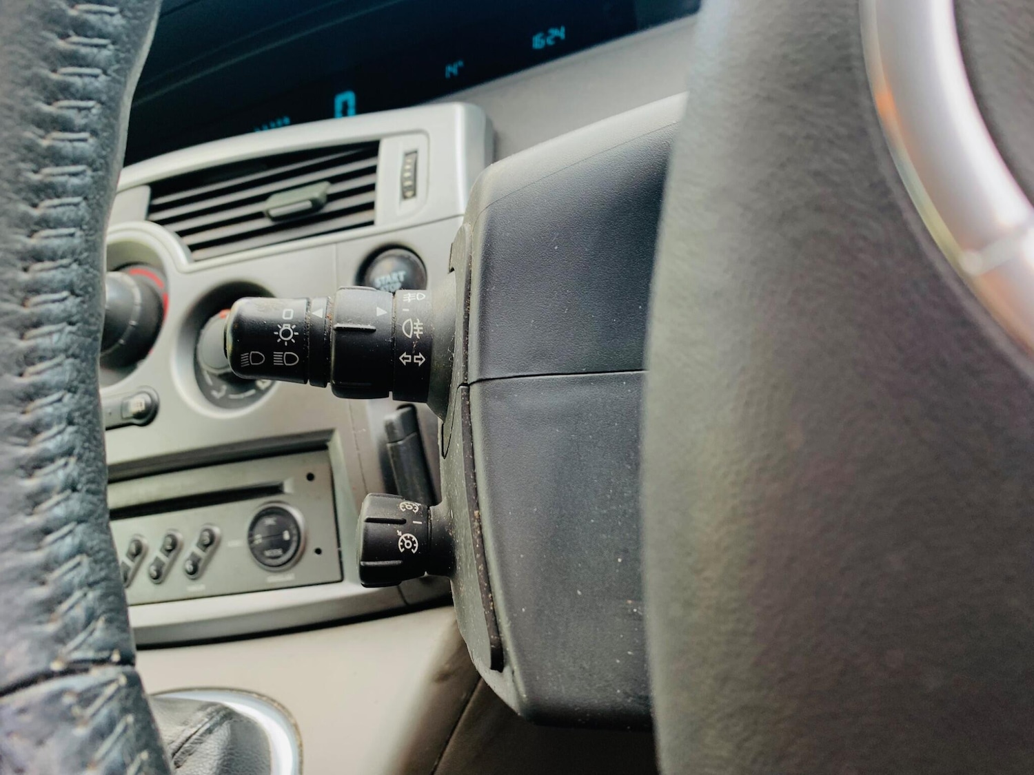 Used Renault Scenic for sale - 78086562: Photo 19