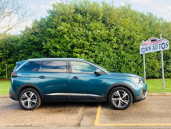 Used Peugeot 5008 2018 for sale - 77131751: Photo