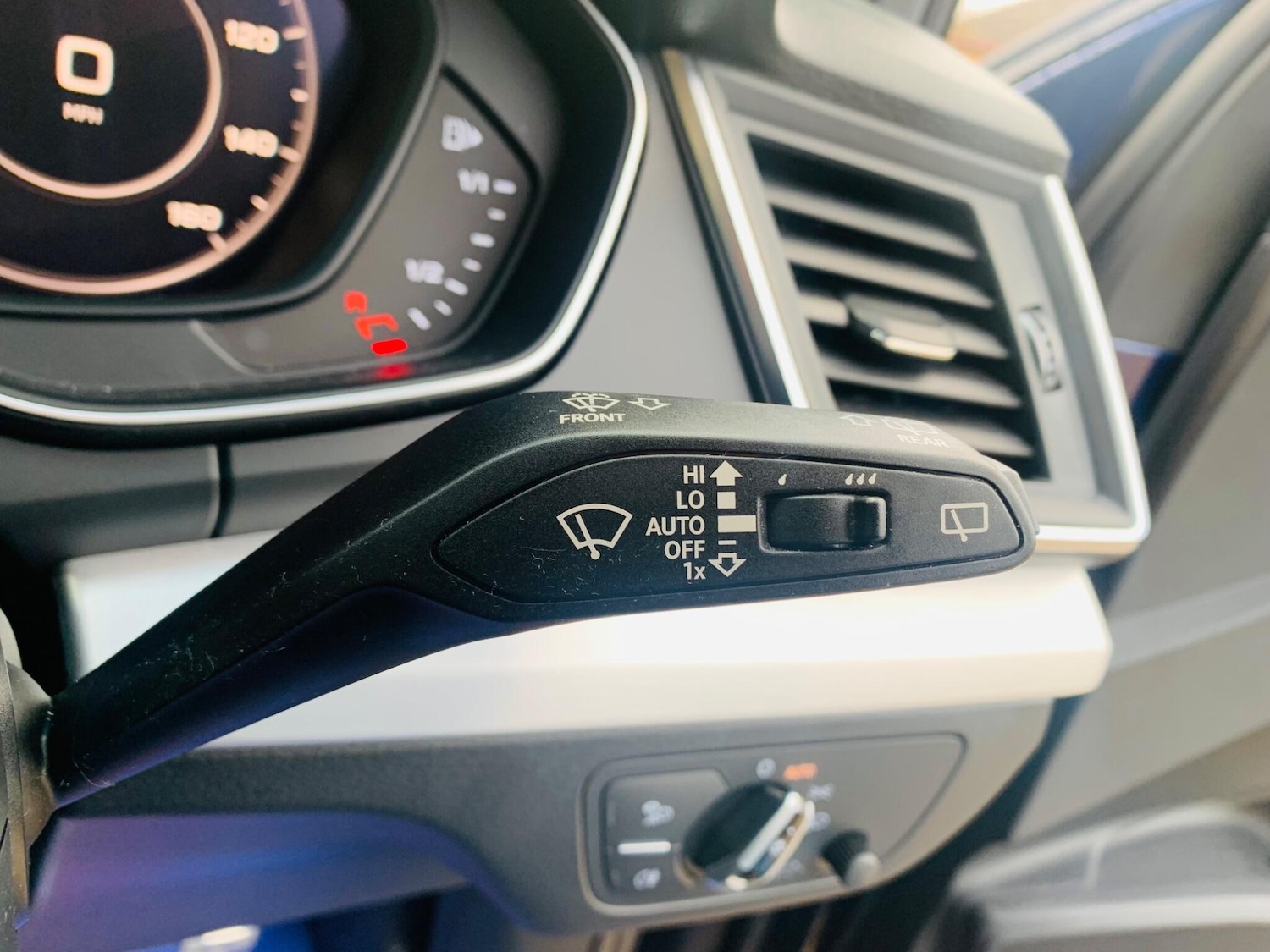 Used Audi Q5 2018 for sale - 77523759: Photo 18