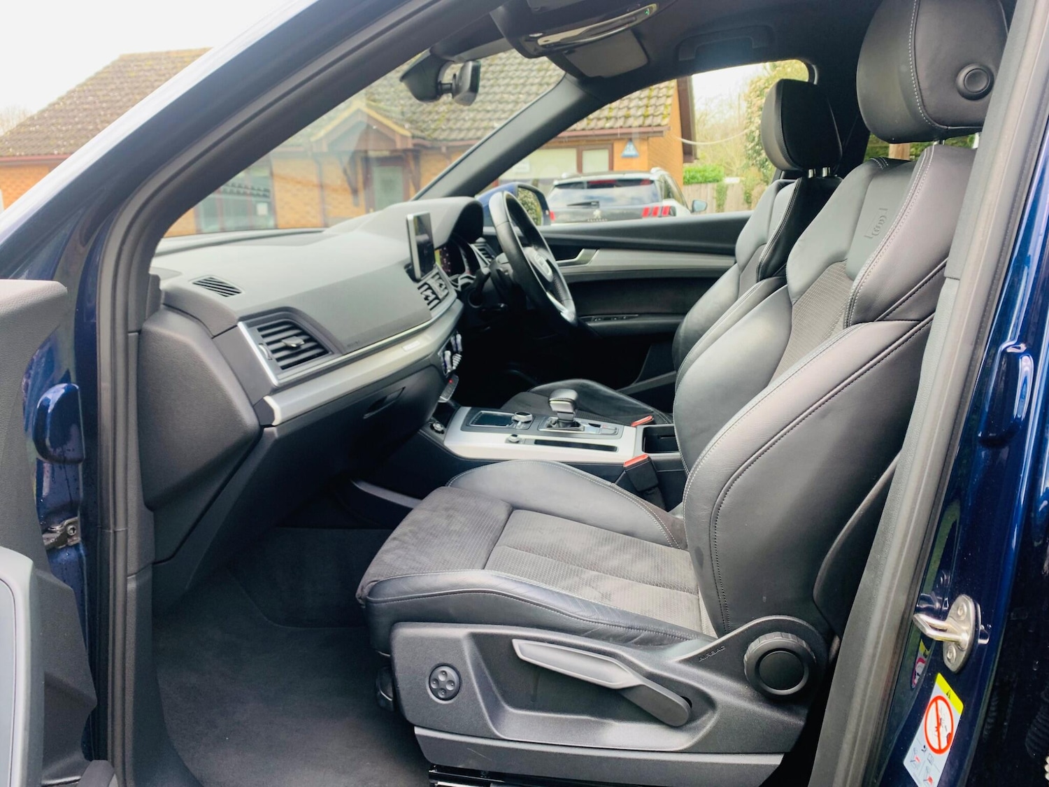 Used Audi Q5 2018 for sale - 77523759: Photo 53