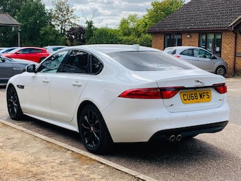 Used Jaguar XF 2018 for sale - 79848386: Photo