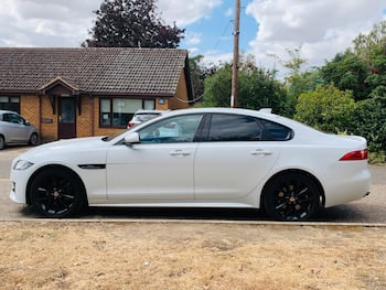 Used Jaguar XF 2018 for sale - 79848386: Photo