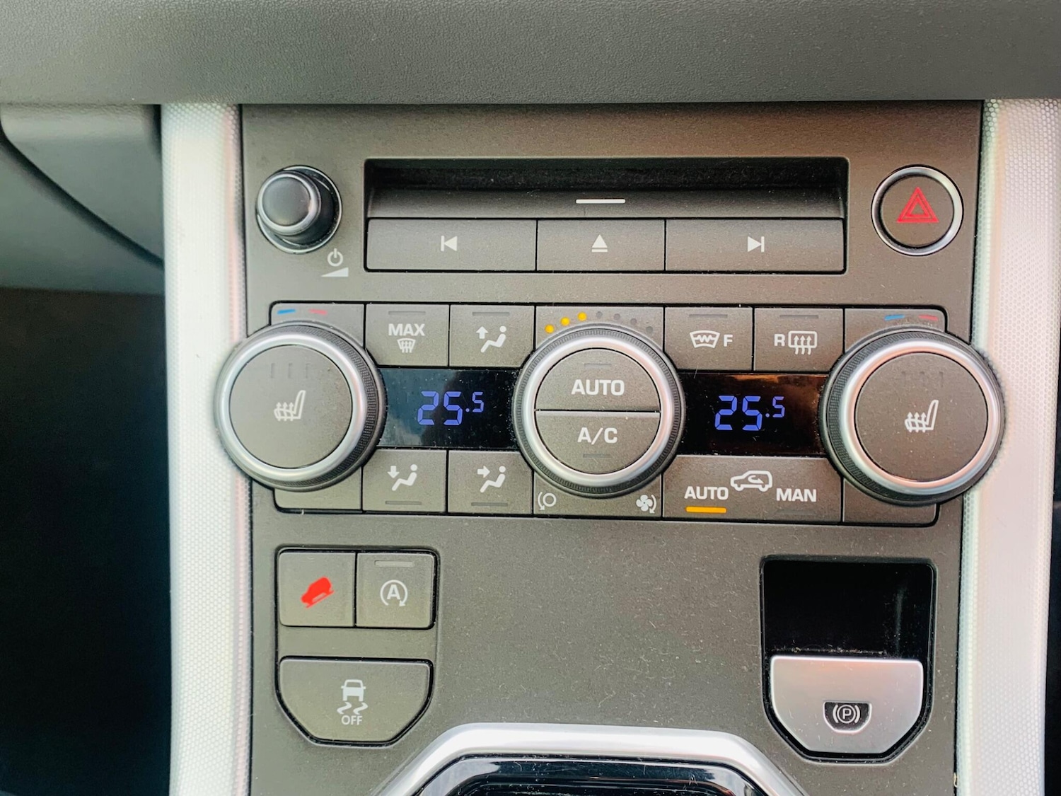 Used Land Rover Range Rover Evoque 2016 for sale - 76743535: Photo 23