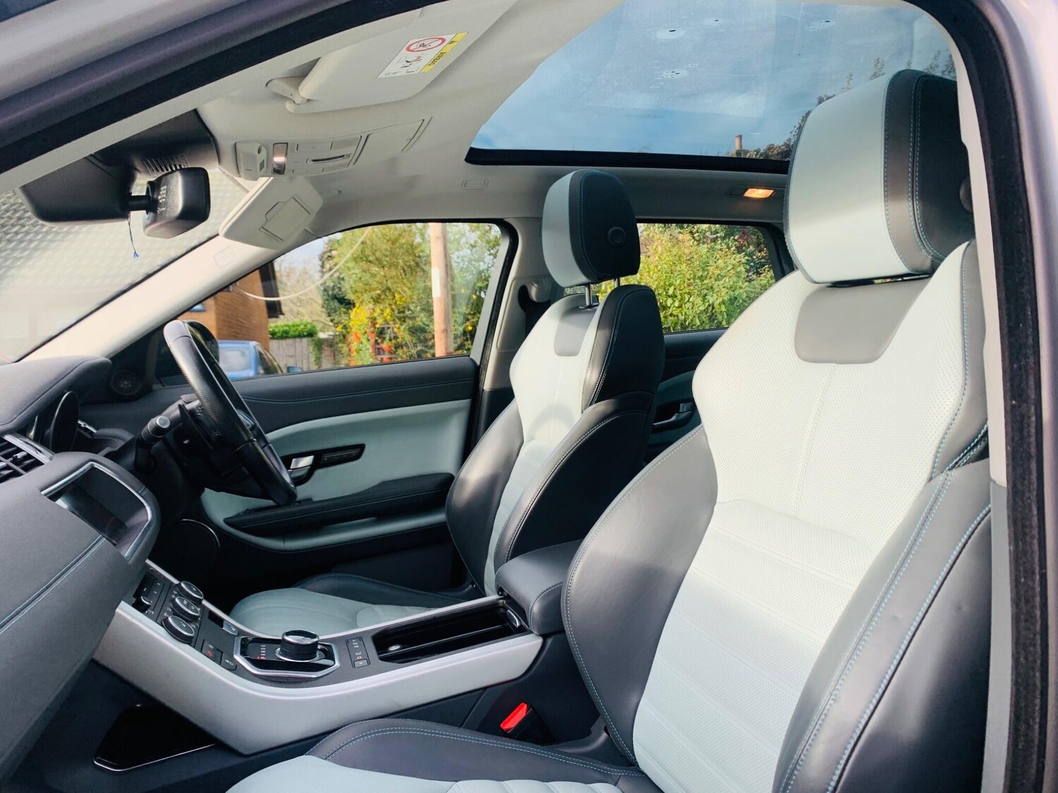 Used Land Rover Range Rover Evoque 2016 for sale - 76743535: Photo 51