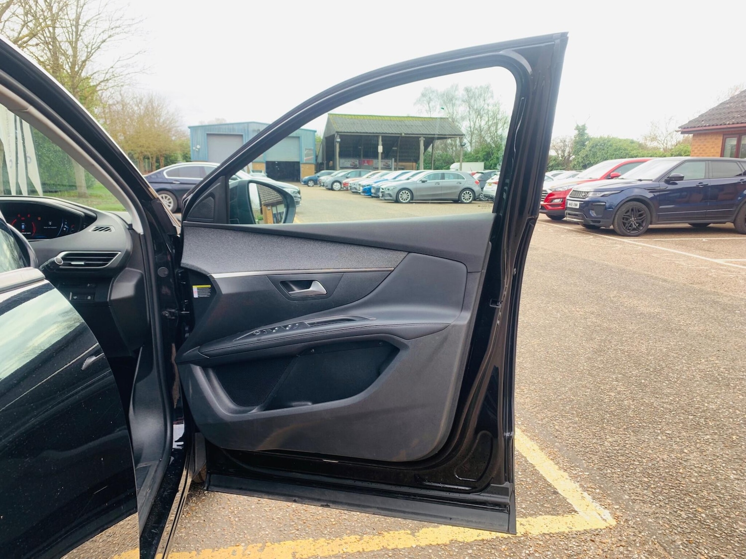 Used Peugeot 5008 2019 for sale - 77073952: Photo 19