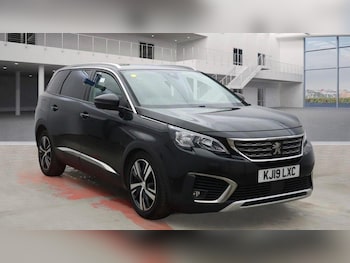 Peugeot 5008 feature image