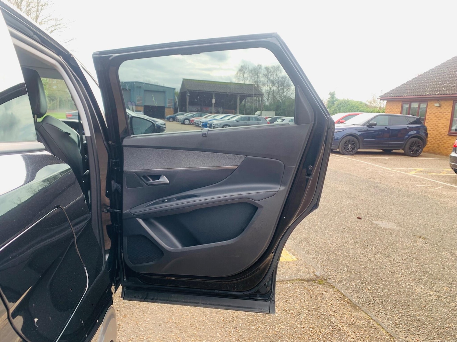 Used Peugeot 5008 2019 for sale - 77073952: Photo 20