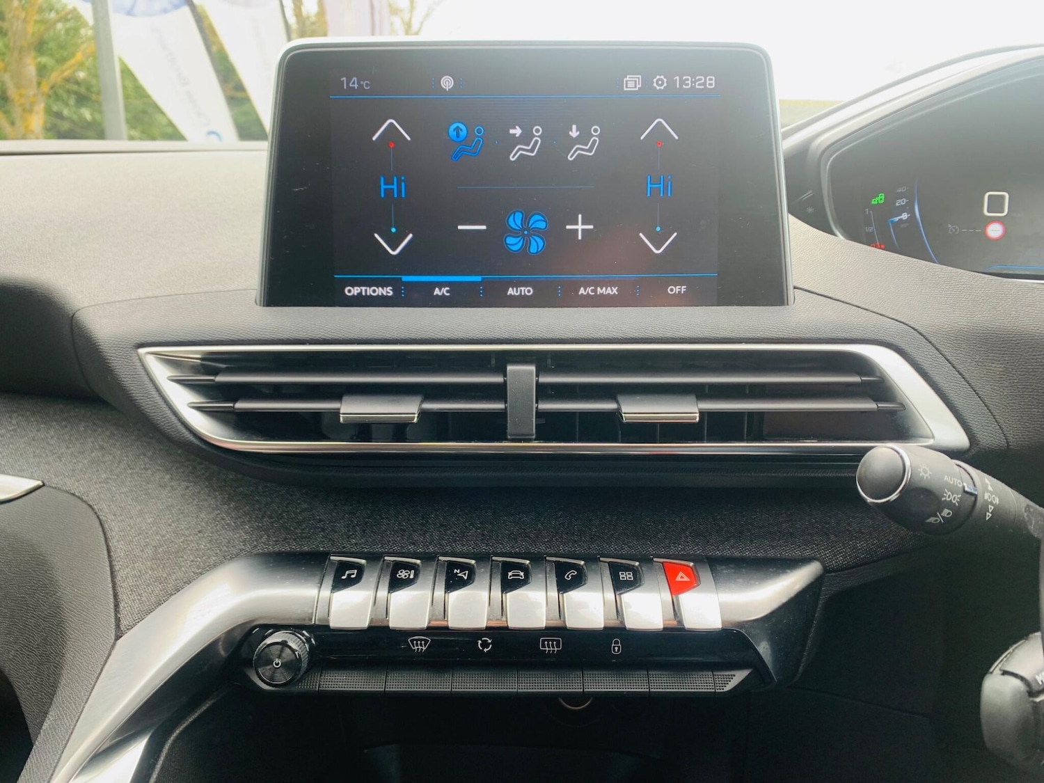 Used Peugeot 5008 2019 for sale - 77073952: Photo 29