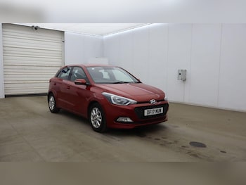 Used Hyundai i20 2017 for sale - 78516319: Photo