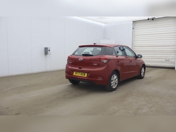 Used Hyundai i20 2017 for sale - 78516319: Photo