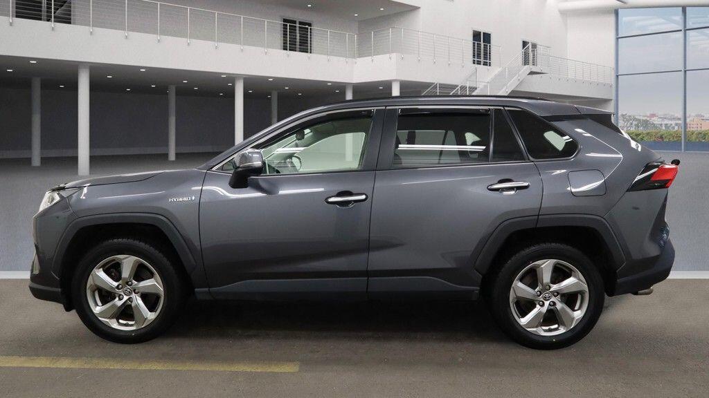 Used Toyota RAV4 2020 for sale - 77156048: Photo 12