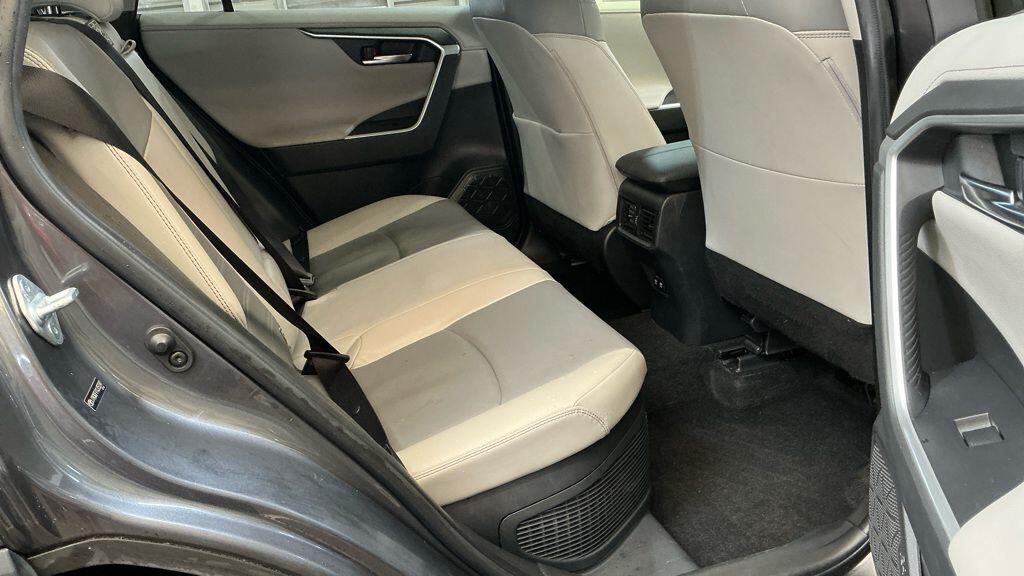 Used Toyota RAV4 2020 for sale - 77156048: Photo 14