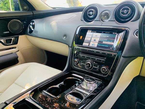Used Jaguar XJ 2014 for sale - 75781303: Photo 21
