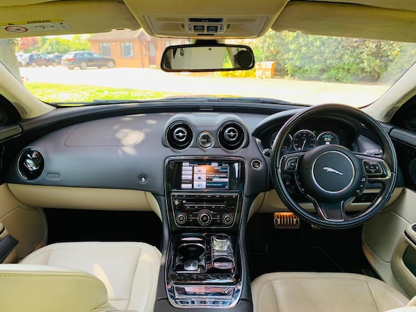 Used Jaguar XJ 2014 for sale - 75781303: Photo 22