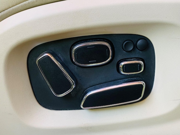 Used Jaguar XJ 2014 for sale - 75781303: Photo 33