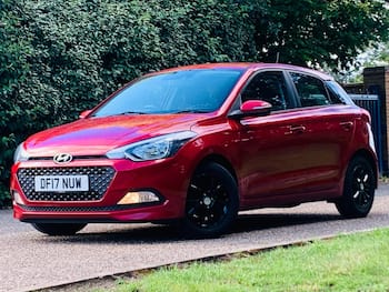 Used Hyundai i20 2017 for sale - 79848374: Photo