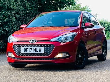 Used Hyundai i20 2017 for sale - 79848374: Photo
