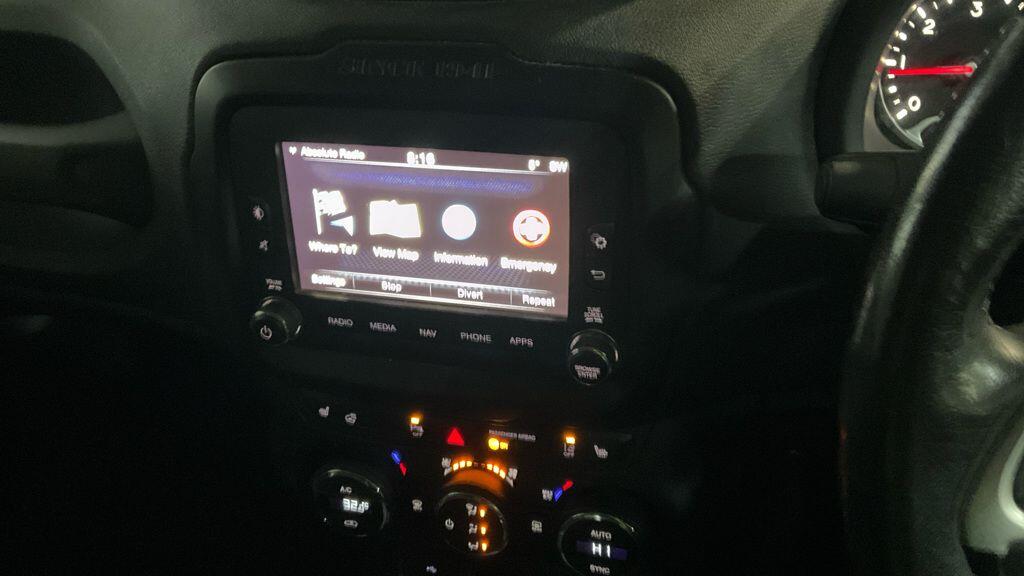 Used Jeep Renegade 2016 for sale - 76898363: Photo 11