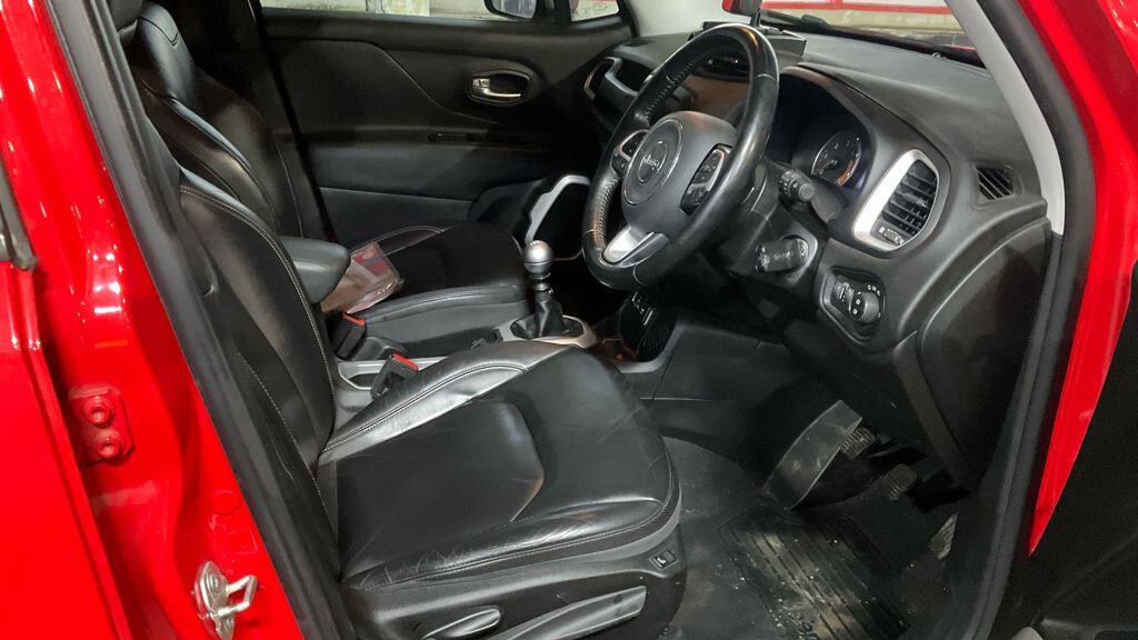 Used Jeep Renegade 2016 for sale - 76898363: Photo 9