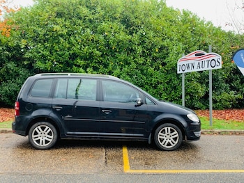 Used Volkswagen Touran 2008 for sale - 76317753: Photo