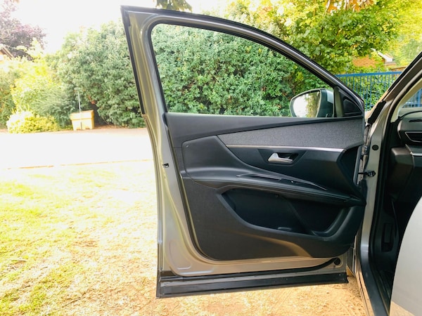 Used Peugeot 3008 2021 for sale - 75658943: Photo 30