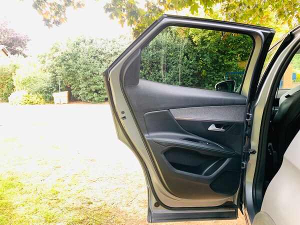 Used Peugeot 3008 2021 for sale - 75658943: Photo 31