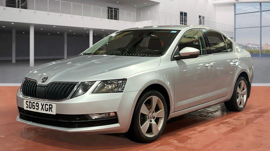 Used Skoda Octavia 2019 for sale - 77559097: Photo 2