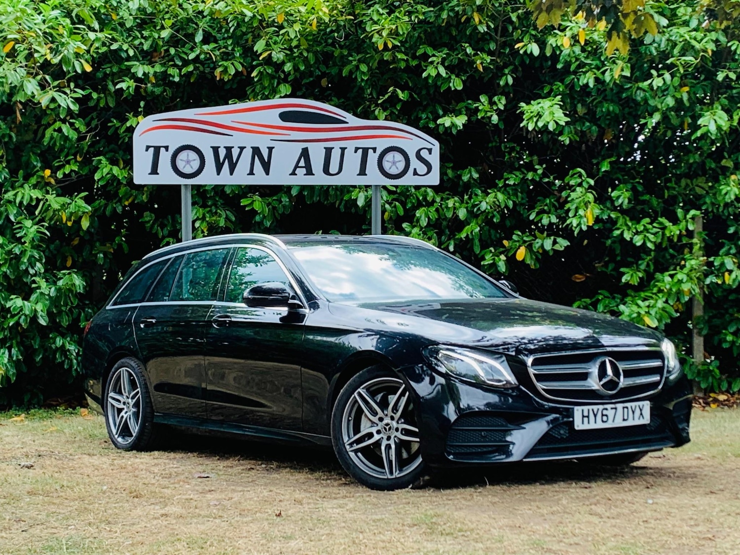 Used Mercedes-Benz E-Class 2017 for sale - 76042264: Photo 1