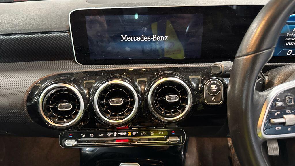 Used Mercedes-Benz A-Class 2018 for sale - 76993875: Photo 10