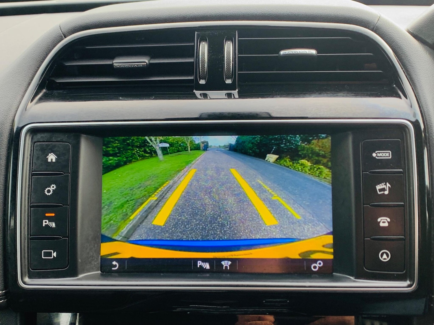 Used Jaguar F-Pace 2018 for sale - 77559848: Photo 35