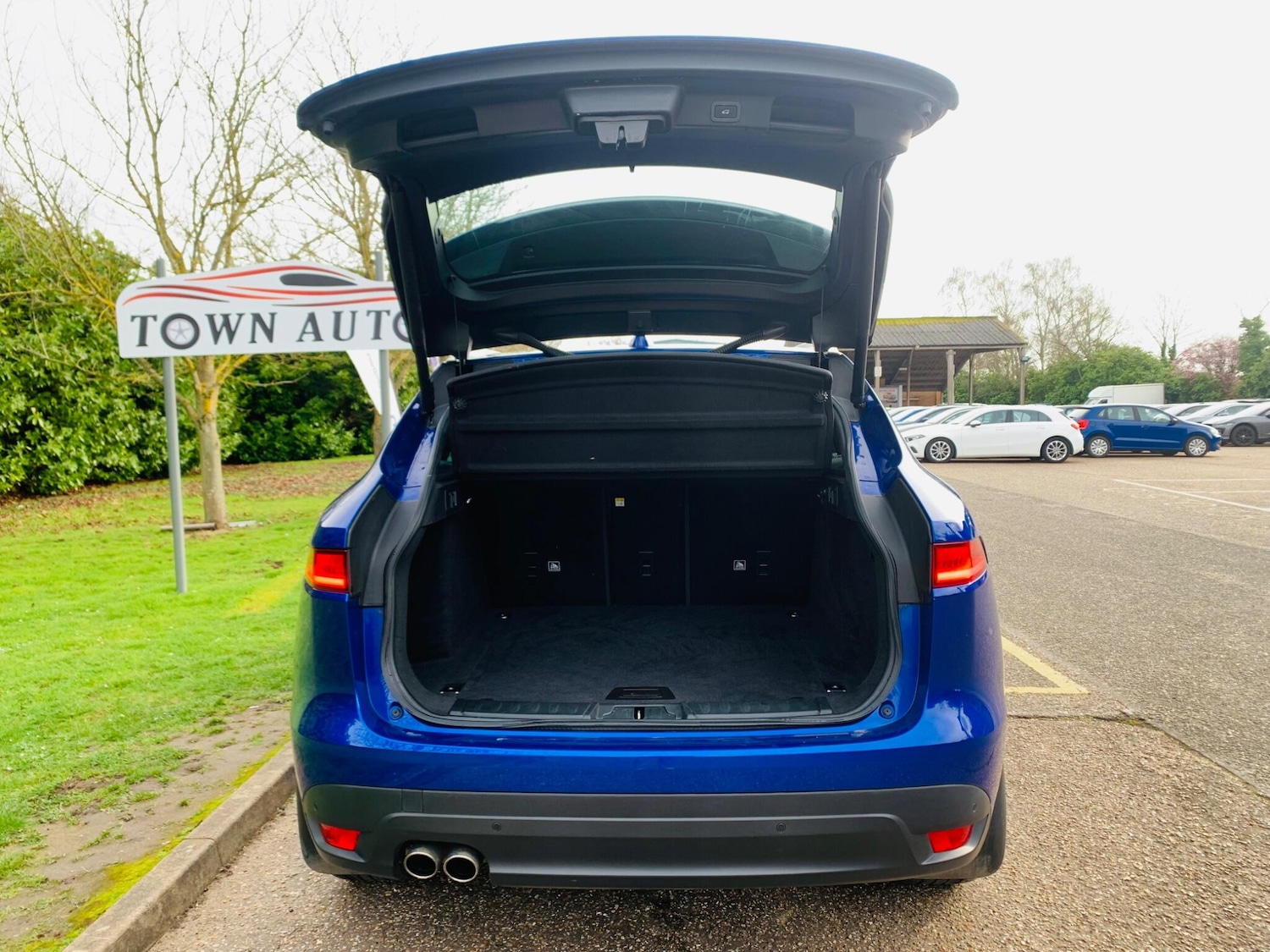 Used Jaguar F-Pace 2018 for sale - 77559848: Photo 41